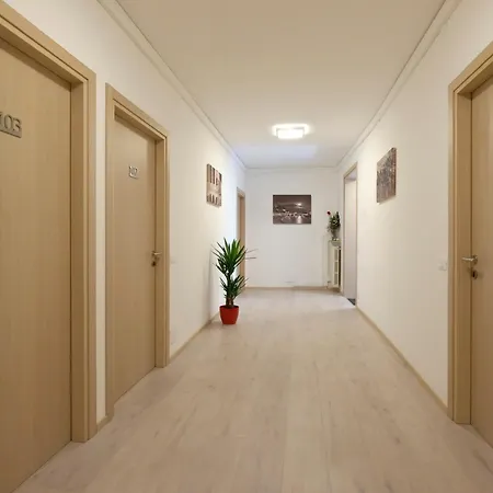 吉尔米妮酒店 2* 维罗纳