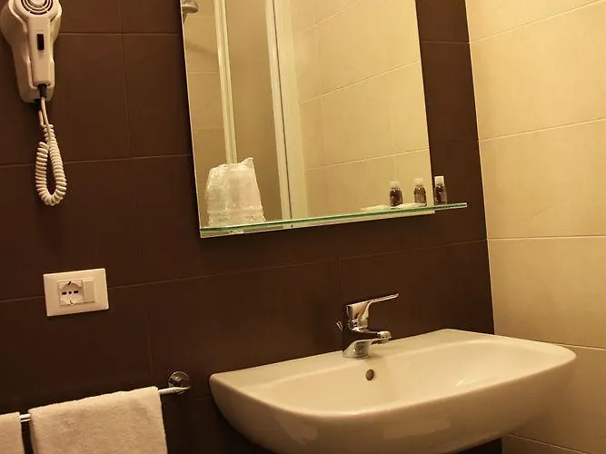 酒店 吉尔米妮酒店