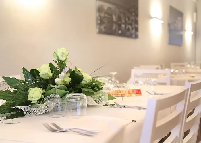 吉尔米妮酒店 2* 维罗纳