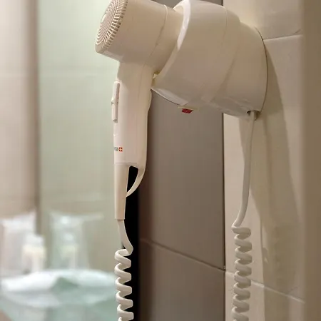 Gelmini 2* ורונה